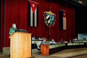 PresidenciaCuba's tweet photo. #10Abril 1869 | La Asamblea de Guaimaro proclama la primera Constitución de la República en Armas, que "consagró definitivamente el derecho a la libertad de todos los cubanos, aboliendo definitivamente la odiosa y secular institución de la esclavitud”. #Fidel
#8voCongreso #Cuba🇨🇺 https://t.co/6em1DFLjdj