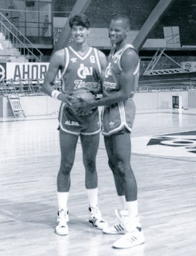 DeporteVintage's tweet photo. #Piculin &amp; #Lampley 1987/88 #CAI https://t.co/jYQcOJeGM3