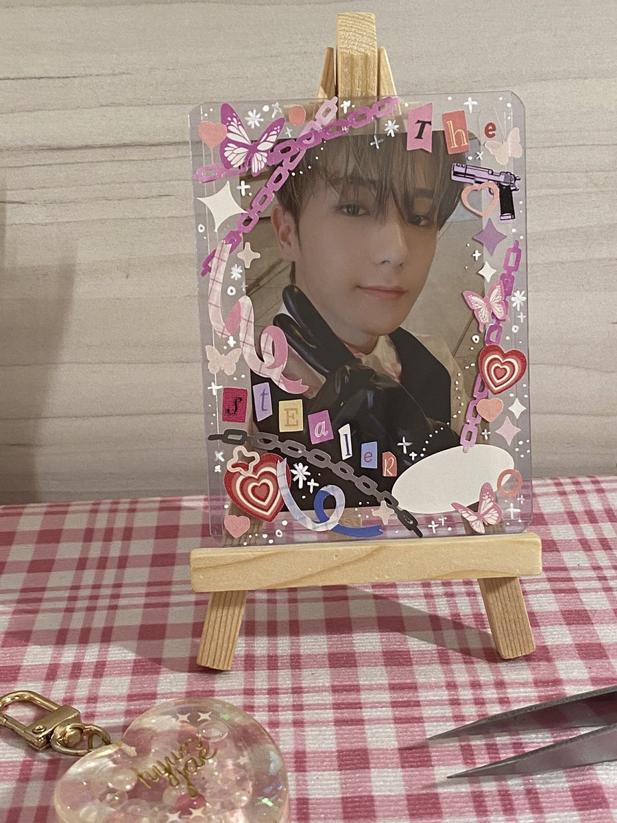 00four23's tweet photo. cafejeno stickers 🤩⛓ https://t.co/CRZxvyF55m