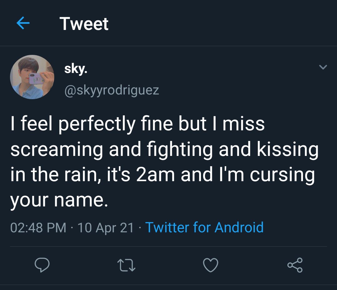 hzouflx's tweet photo. THE WAY I LOVED YOU | a seungjin au prompt 

— wherein kahit masaya na si Sky (Seungmin) sa current boyfriend niya, para bang may hinahanap siyang kulang na si Asher (Hyunjin) lang ang makakapagbigay. https://t.co/2bkWdPRWn8