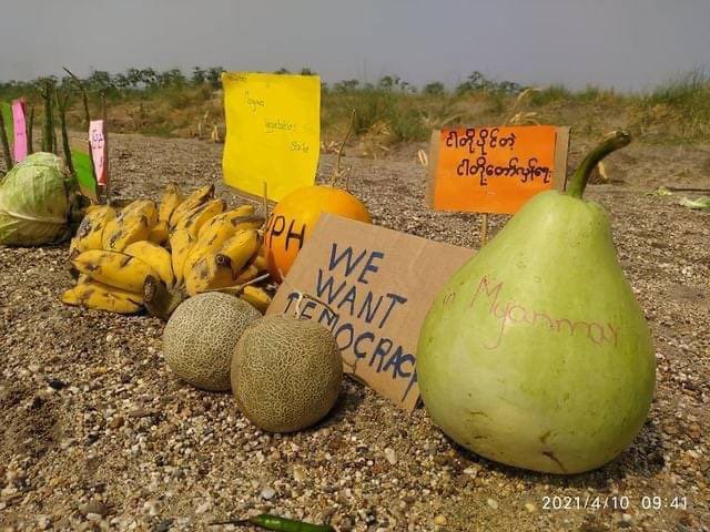 Vegetable Strike against military dictatorship in Monywa. The aim is to support local fruits and vegetables rather than china’s imports since China is backing up military terrorists.
ELECTED CRPH
#Apr10Coup
#WhatsHappeningInMyanmar
#IssueInterimConstitution