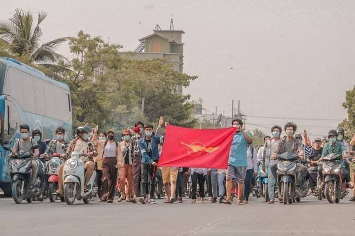 University students union strike is still going strong against dictatorship and fighting for democracy in Mandalay despite lethal crackdowns.
ELECTED CRPH
#Apr10Coup
#WhatsHappeningInMyanmar
#IssueInterimConstitution