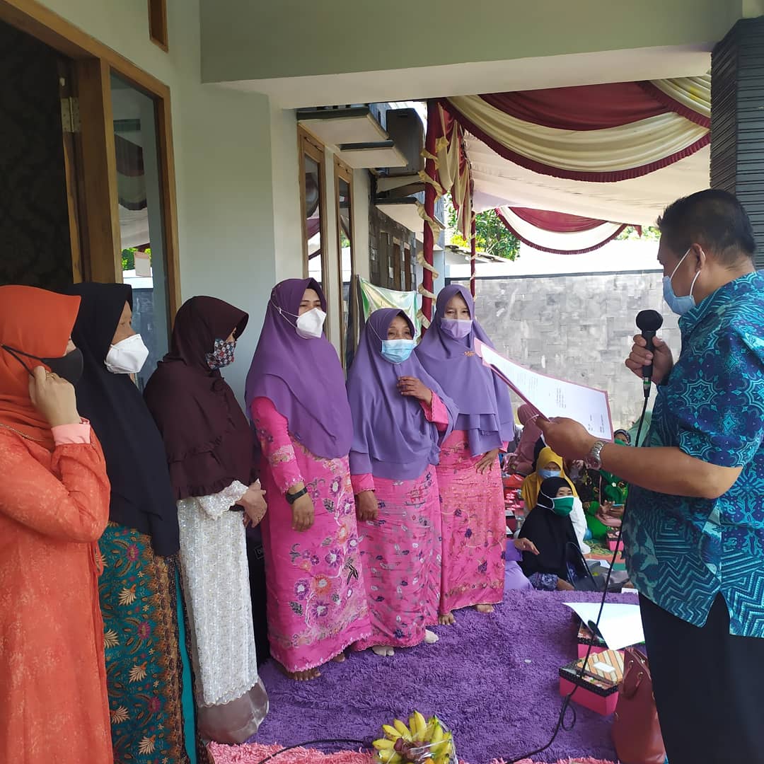 Andickx's tweet photo. Menghadiri RAT KOPWAN ANNISA

@penyuluhkoperasi
@kemenkopukm
@dinkopjateng
@PENYULUH_COOP
@depkop
@anton_kroschek
@arif_tirtana_z
#penyuluhkoperasi
#ppklkemenkop
#ppklkendal
#ppkljawatengah
#PPKLJATENG
#PPKLJATENGMAKARYO
#PENYULUHKOPERASIJATENG https://t.co/9pX53UU7Zc