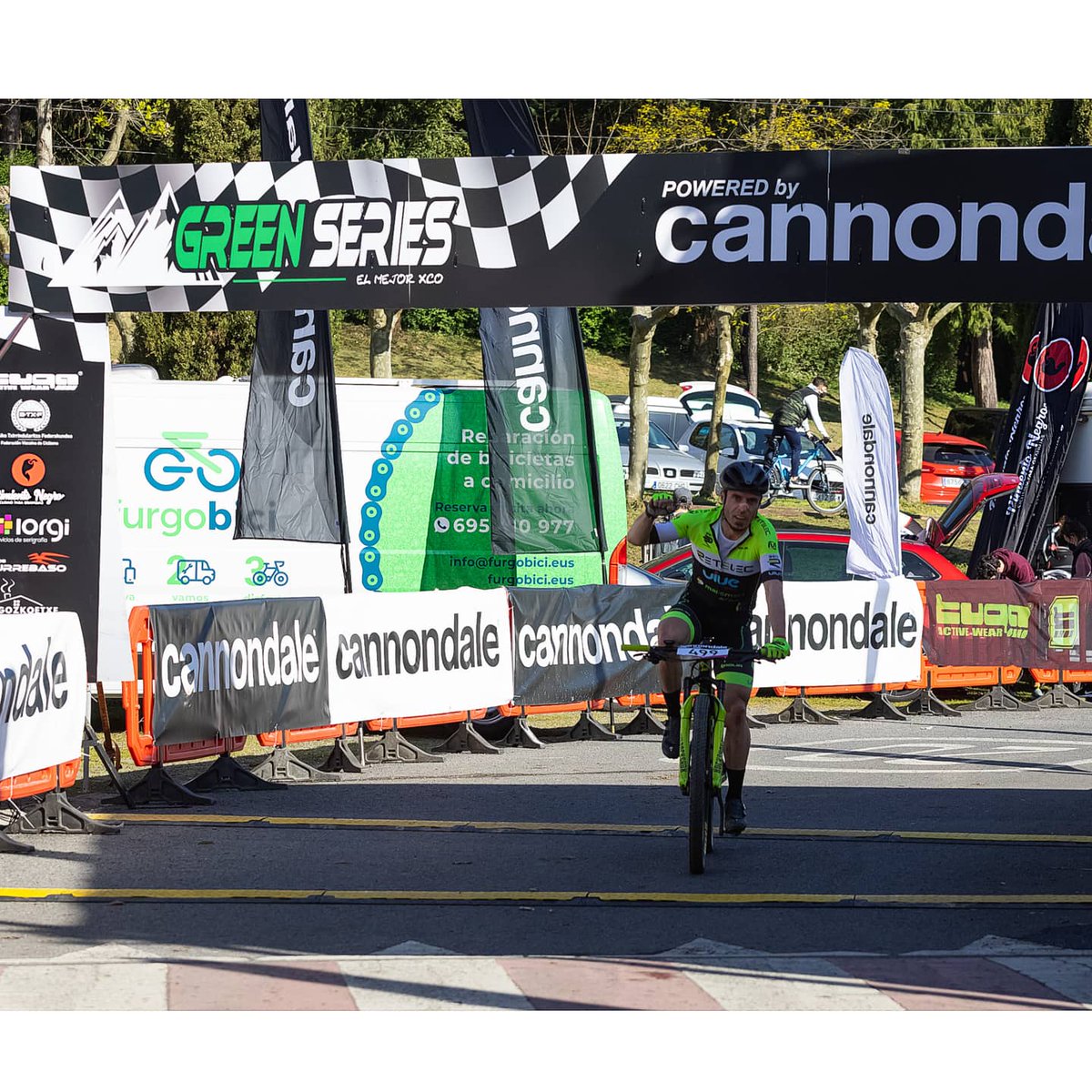 Mañana Domingo estaremos de nuevo en el Trofeo <a href="/GreenSeriesXCO/">Green Series XCO</a> . Pimiento Negro calcetin oficial de las 8 pruebas. Vistiendo los pies de los campeones. Adquiere tu calcetin de la carrera en pimientonegro.com/ropa-deporte-o… .
#pimientonegro #ciclismoparagranujas