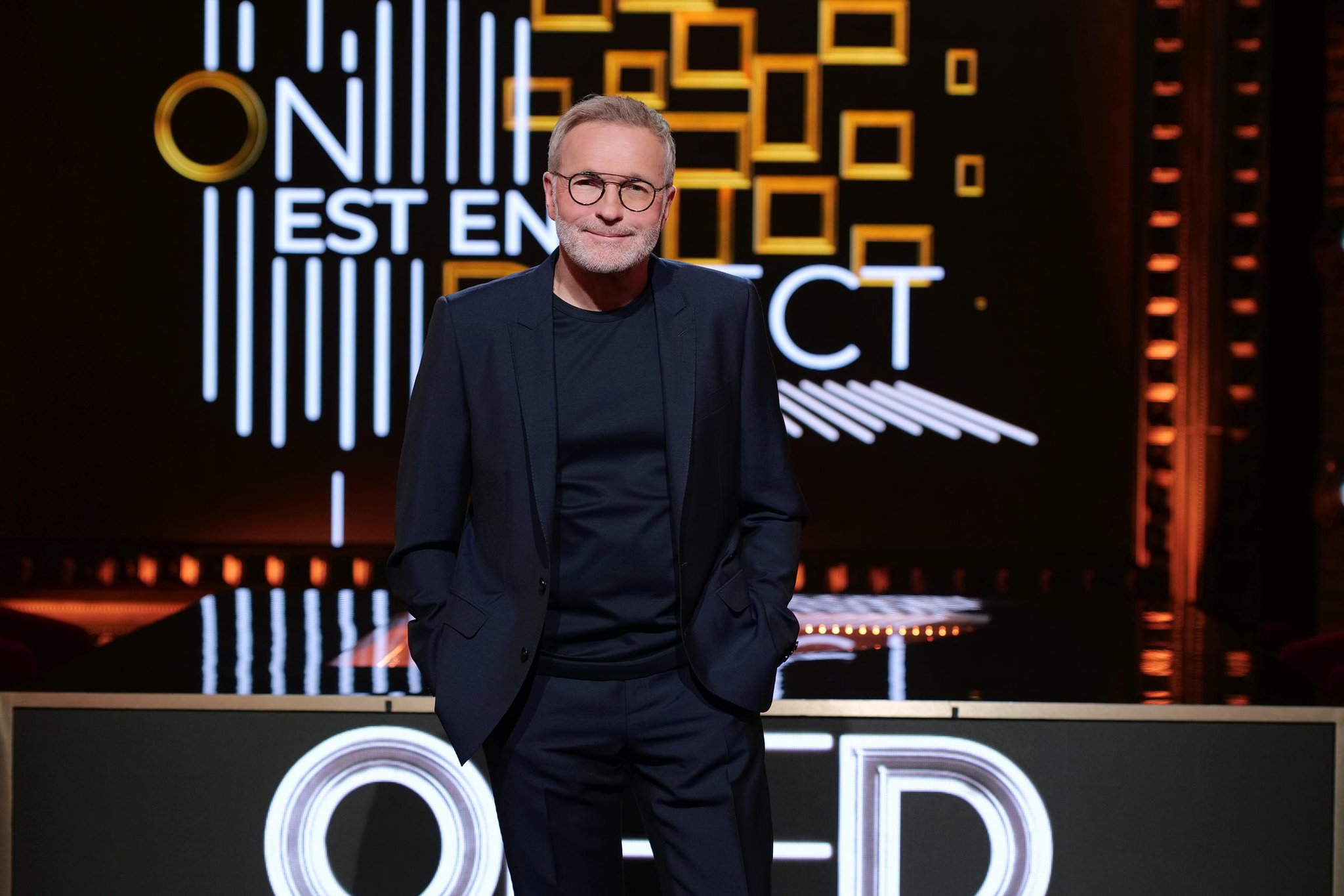 presentateur france 2 dimanche soir