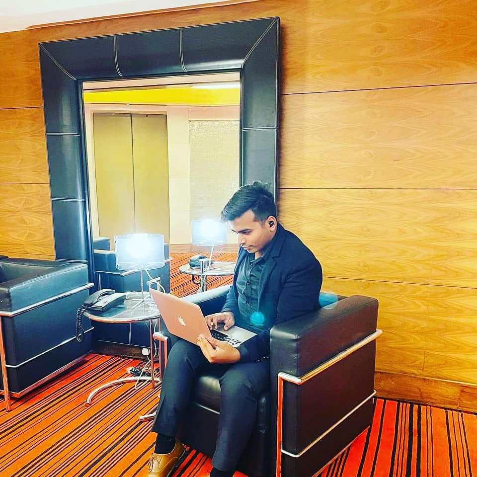 AmanSin17320699's tweet image. The hustle begin
#businessgrowth 
#itstimetorock