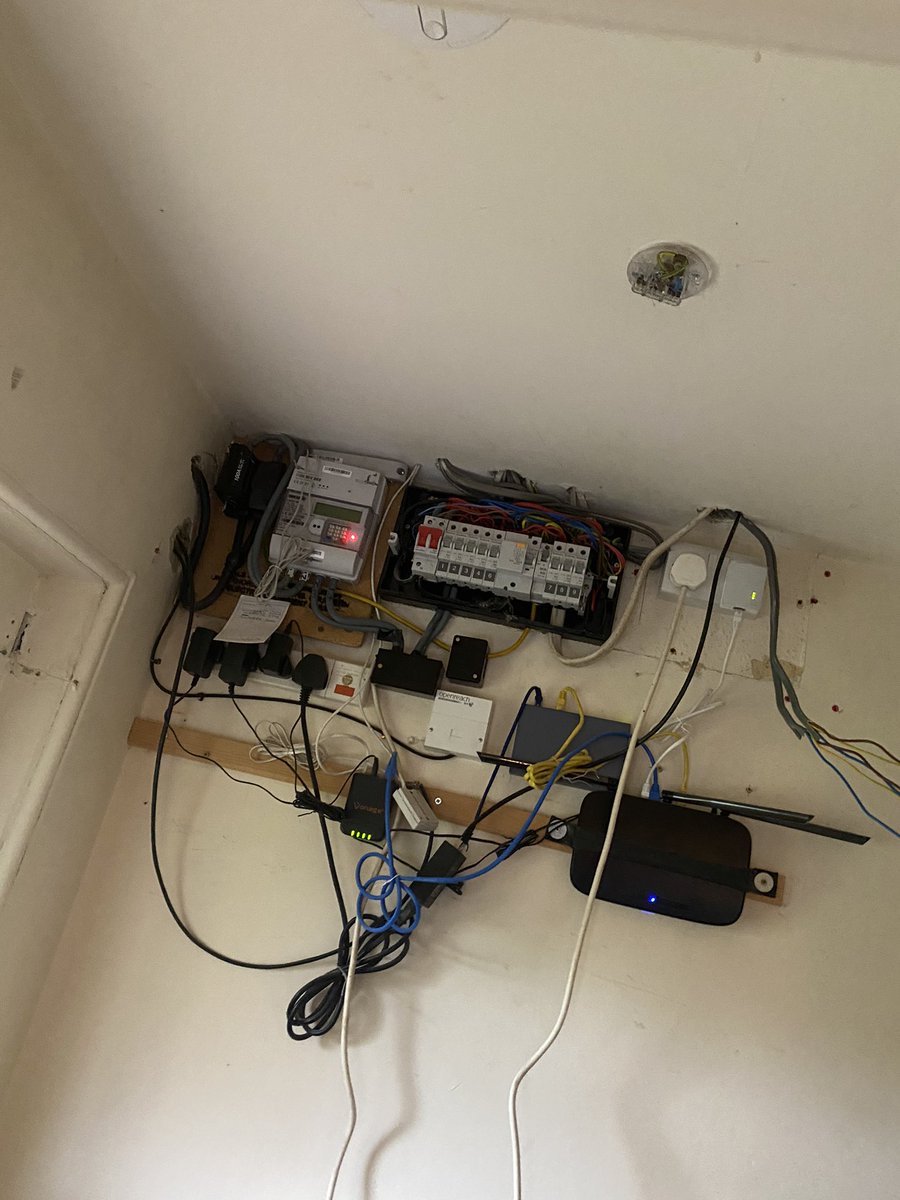 NDM_Electrical's tweet photo. Saturday morning board change. Pass me a coffee please #weekendwarrior #electrician #boardchange https://t.co/QU0uLsnv1J
