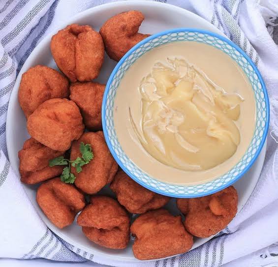 ABUJAPLUG's tweet photo. Who even made it a rule that Nigerians must have this for breakfast on Saturday morning? 

#AbujaTwitterCommunity https://t.co/WIKVOi96Sb