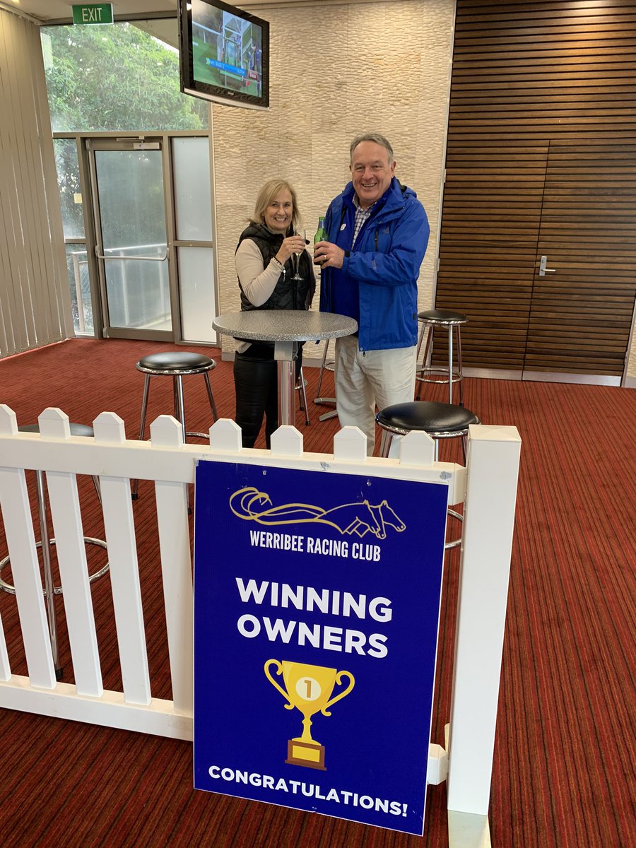 1000giggles's tweet photo. Great day as always and Congrats to all winning #OwnersConnections @spendthriftpark @Spendthrift_au and @AdamWilkinson11 team and @RacingInsider @Country_Racing participants and team #OwnersRock 👌🙌🐎👍🤓😁 https://t.co/qt5wIwf1jj