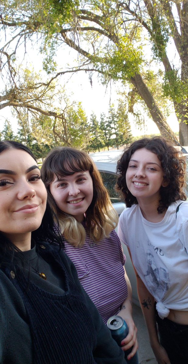 mormonsimulator's tweet photo. @honeysweetiebby happy birthday one of my best ghoul friends I know I’m late but I’m grateful to have you in my life 🖤🖤🖤🖤 https://t.co/L7s7xjot1q