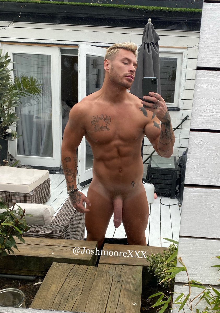 JoshMooreXXX's tweet photo. Happy Saturday to my gains  😘 

https://t.co/KkC4BVAaFV https://t.co/722jJGc8Al