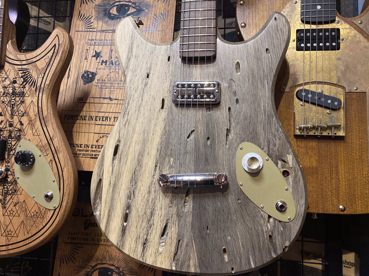Esp Guitar Workshop 生産終了につきラストチャンス 残念ながらロンドン工房へと移りmagic 13 Guitar Holy13は今後生産不可となりました 現在ある在庫が無くなり次第生産終了となります かなり素晴らしいギターでありましたが非常に残念であります Esp Guitar Workshop 生産終了につきラストチャンス 残念ながらロンドン工房へと移りmagic 13 Guitar Holy13は今後生産不可となりました 現在ある在庫が無くなり次第生産終了となります かなり素晴らしいギターでありましたが非常に残念であります