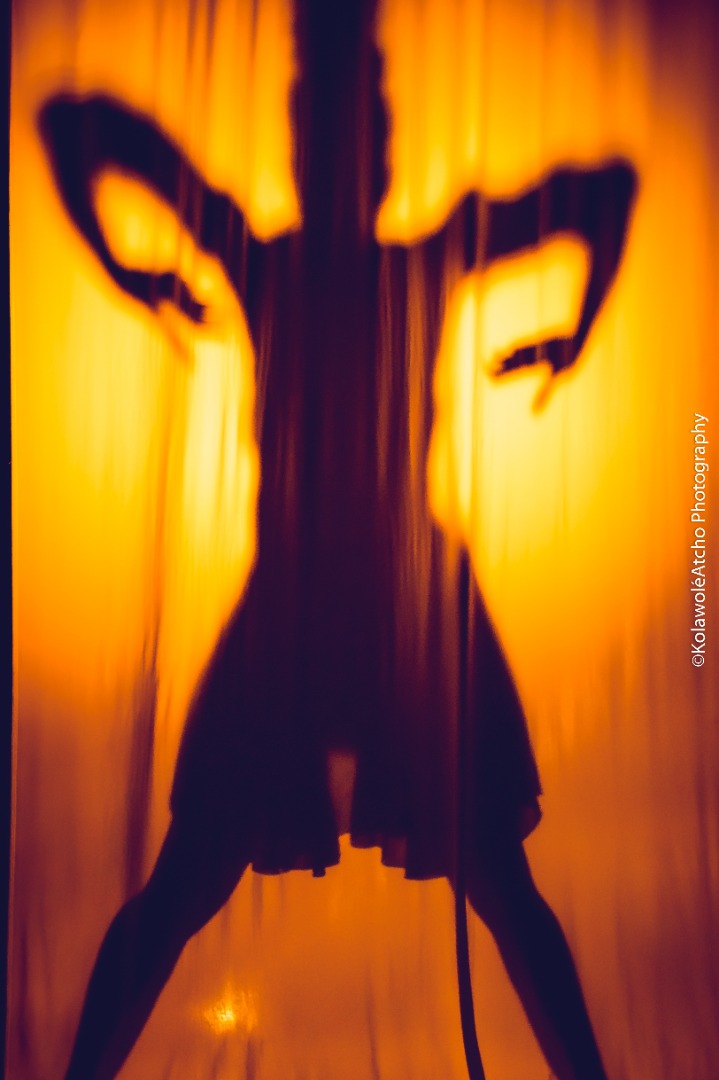 CC_Multicorps's tweet image. Merci à vous tous qui étiez présents, et même restés debout le jour du spectacle. 
 #MarcelGbeffa, #CélineCoyacAtindehou, #ColineLeeToumson, #AlougbinDine, #Marion, #OusmaneAledji,#RachelleAgbossou, #AndréaOuemba, #DavidGnaha, #DoegamAtrokpo, #KolawoleAtcho, #FlorenceGnarigo.