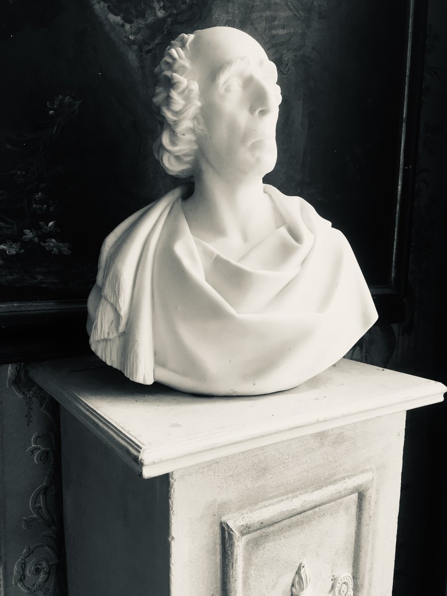 ℭ𝔥𝔯𝔦𝔰 𝔡𝔢 ℭ 𝔅 tweet media