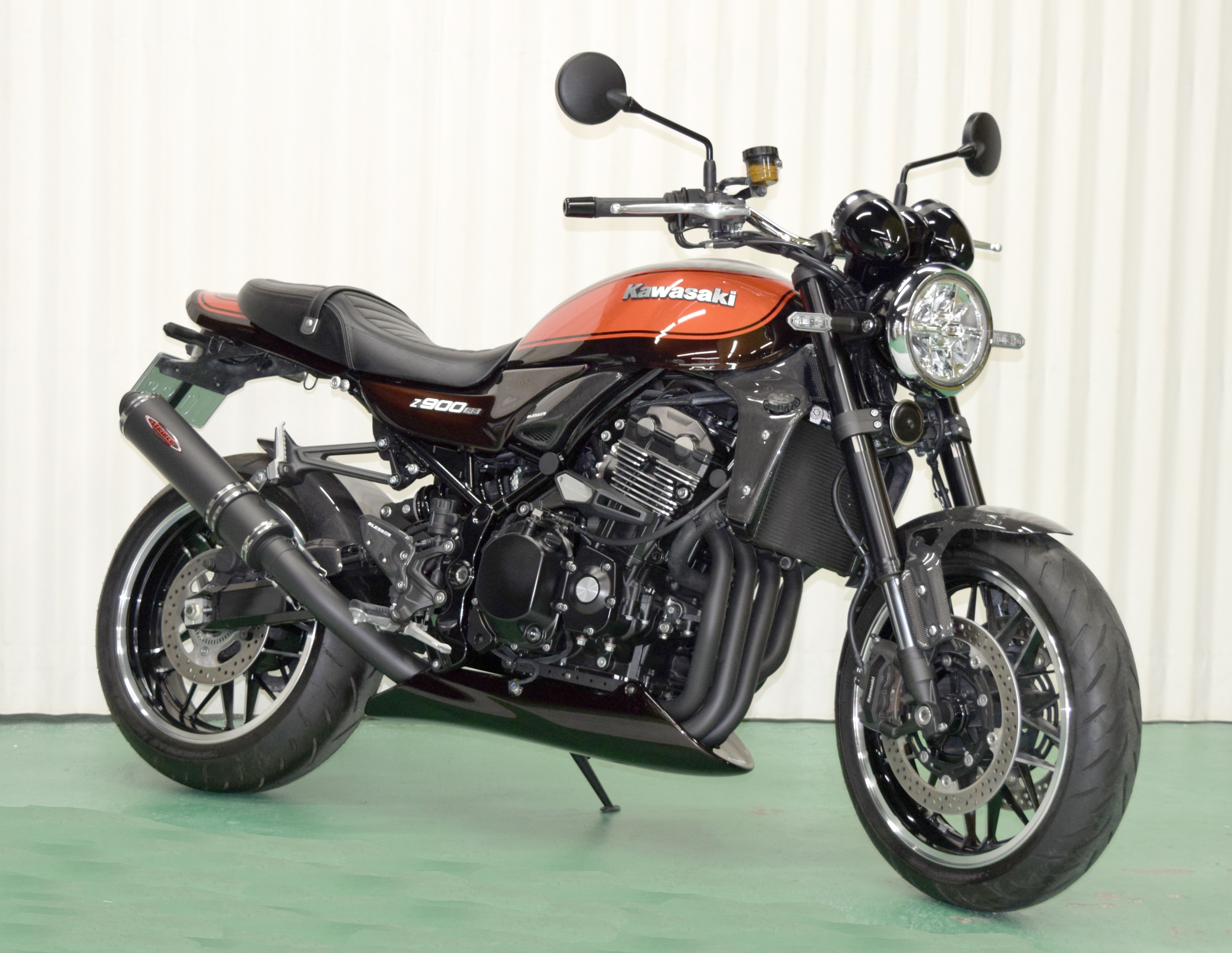 Z900RS アンダーカウル（ステー付き） | leopardo