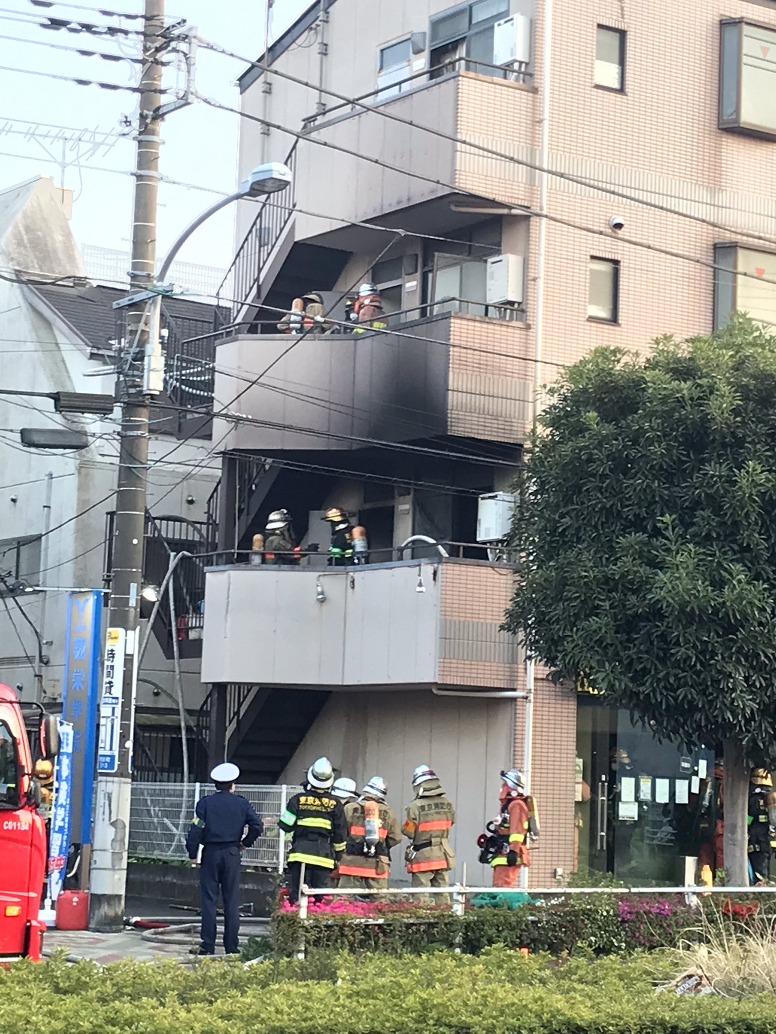 ラーメン二郎めじろ台店ビルで火事 1人負傷してる 現場情報や画像 ニュース速報japan
