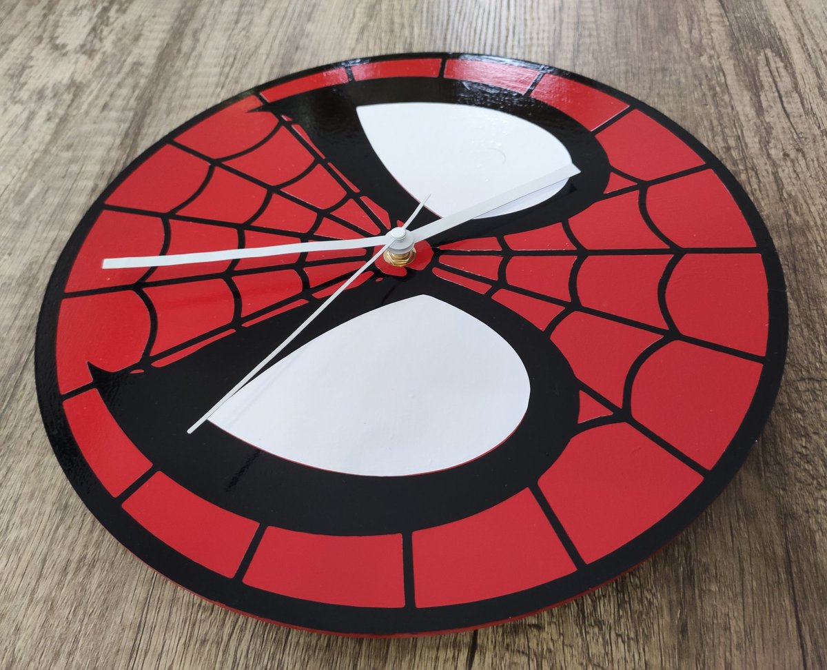🕷️ SORTEO SPIDER-CLOCK 🕸️
-Reloj de pared de 31cmø realizado artesanalmente por #GamingTechArt-

Para participar:

1️⃣ Sigue a:
<a href="/gta_tech/">GTA - Gaming Tech Art</a> y a @MakoModding 
2️⃣ Dale Like ❤️ y RT 🔃 a este tweet

Sorteo Internacional🌎
Finaliza el 24/04/2021