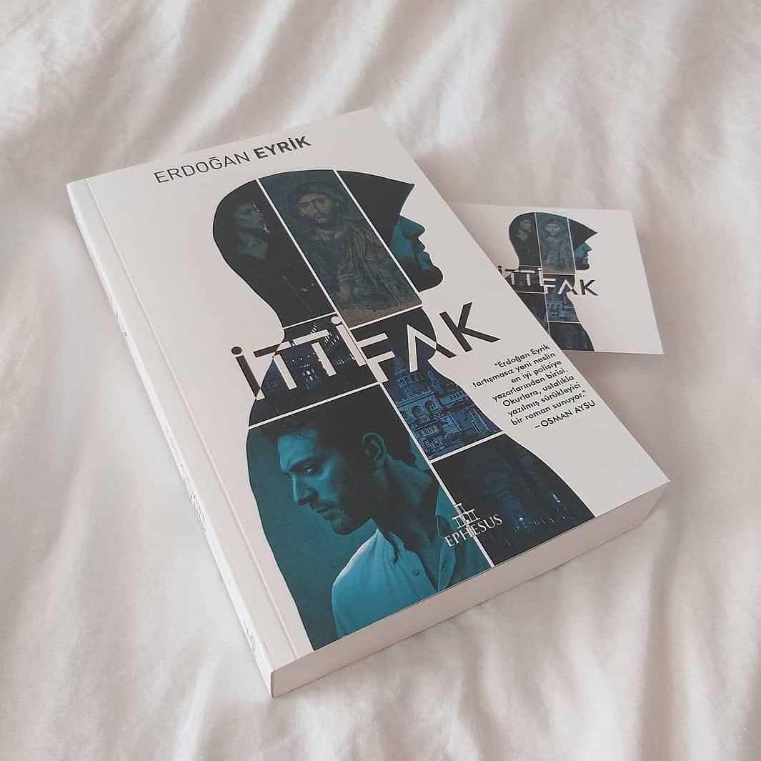 "Karanlıkta söylediğiniz her şey aydınlıkta duyulacak. Dört duvar arasında kulağa fısıldadıklarımız damlardan yayılacak."