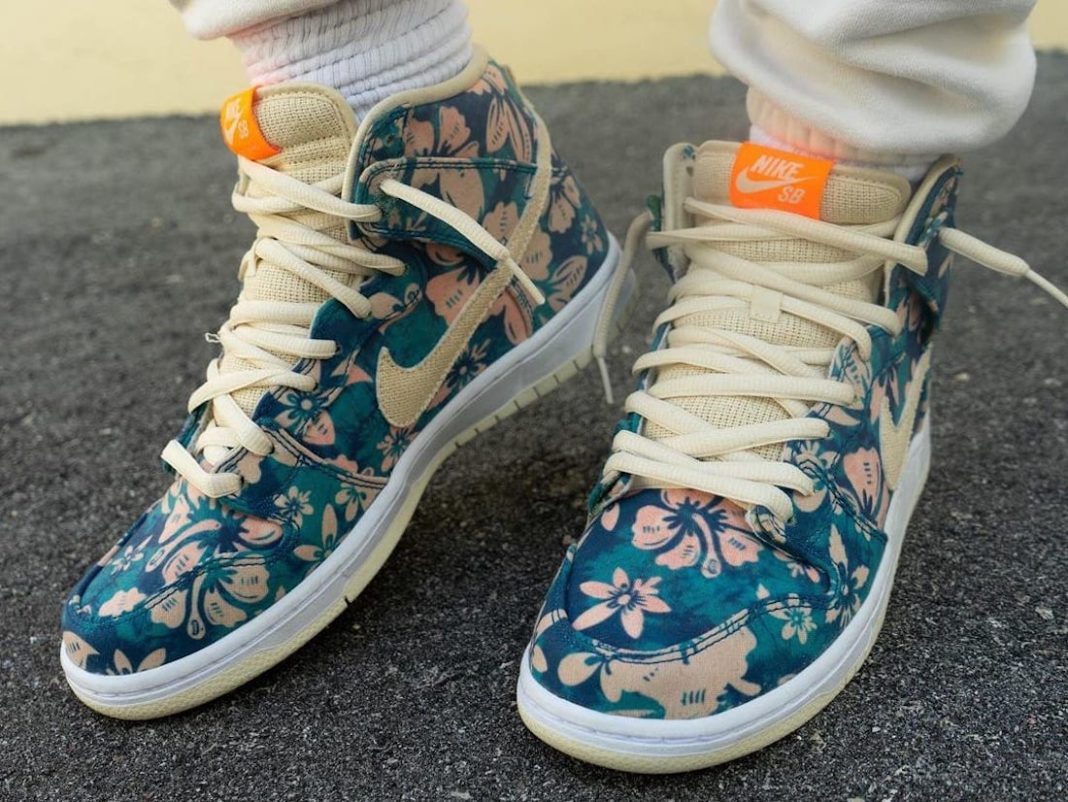 saleproxy's tweet image. Nike SB Dunk High “Hawaii”
Color: Sail/Blue-Green Aqua
Style Code: CZ2232-300

Release Date: April 23rd, 2021
Price: $120
bit.ly/sneakersnew