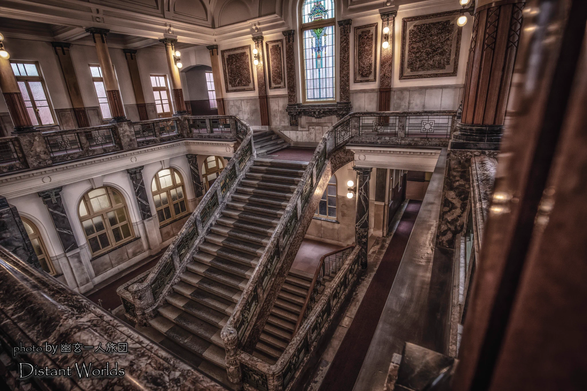 ホラー系ゲームに登場しそうな館、名古屋市市政資料館！すごく豪勢な場所！