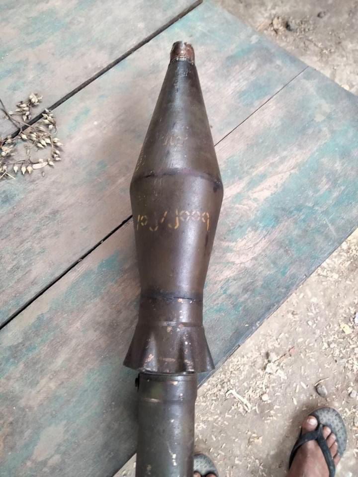 Kalay, Sagaing Region:
Locals in Kalay were able to collect some artillery shells that didn't explode when Terrorists (#Myanmar security forces) fired on them.
See photos.
#WhatsHappeningInMyanmar #Apr10Coup #MilkTeaAlliance https://t.co/zKBpWu5Kwd