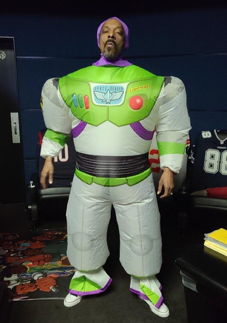 Snoop Dogg as Buzz Lightyear (idk if this counts but fuck it):