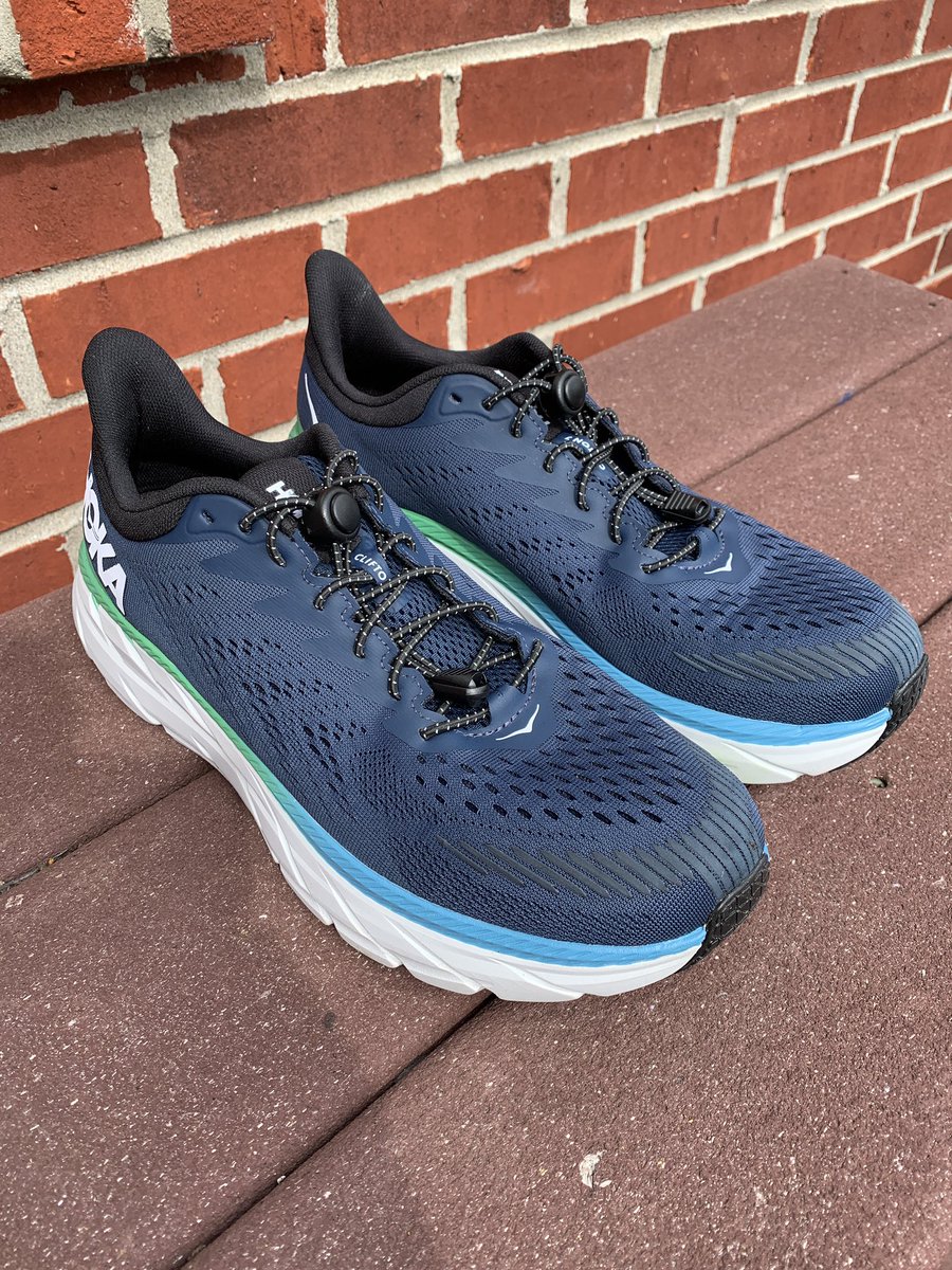 This my 13th pair of @HOKAONEONE Clifton shoes. Got 600 miles on the last set. No knee pain since going to Hoka #imtexas #podiumorbust #running