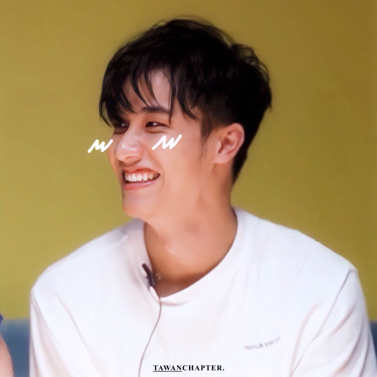 Day 350:  @Tawan_V, I love the way you glow whenever you smile and the sun really bring out your bright smile. Mahal kita  #Tawan_V