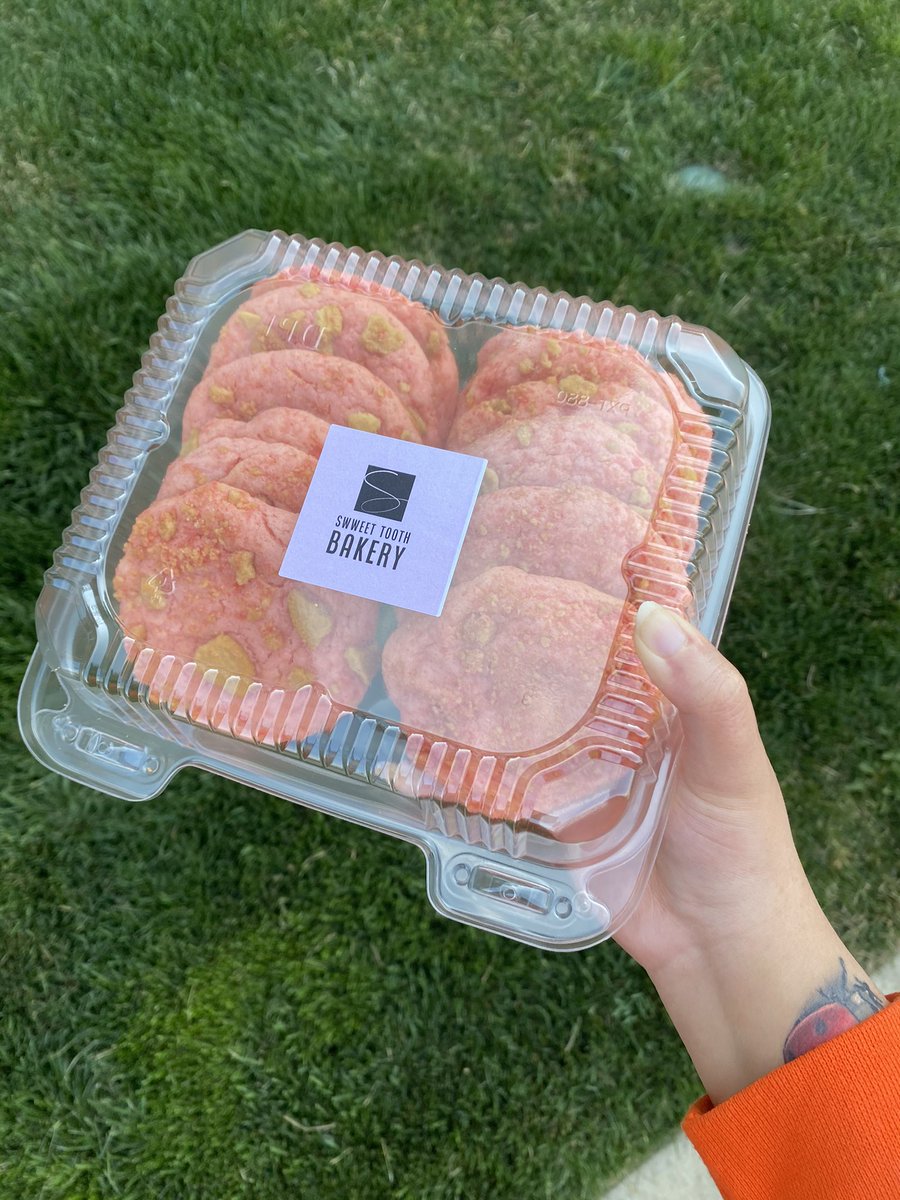 fleekqueen's tweet image. I’ve been in my apron okay! 😂♥️