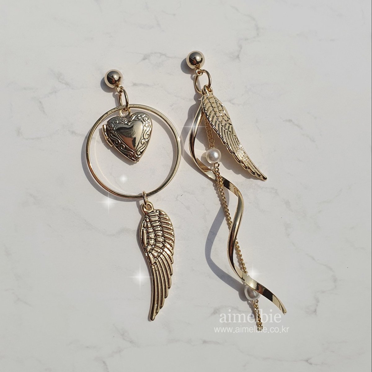 Love Gold Angel #Earrings

💖구매방법: 쇼핑몰에서 'Angel' 검색
💖쇼핑몰 링크: aimelbie.co.kr

💜Price: 16.5 USD
💜Order through our Instagram
💜Payment method: Paypal

#하이틴 #하이틴패션 #angelic #earring #귀걸이 #악세사리 #jewellery #handmade #jotd #jewelry #kawaii