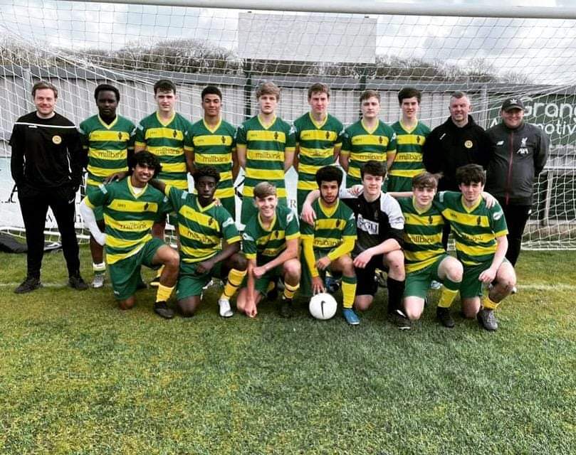 JuniorLinnets's tweet photo. Our Linnets Yellows U18s ππ
#LinnetsJFC #grassroots #biglinnets #proud #squad https://t.co/5dSGKcBHja