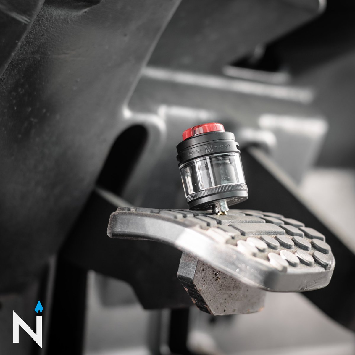 vapordna's tweet photo. Build It &amp; Let The Storm Roll Out

The Profile M retains the build deck form factor of it's various mesh strip atomizers!

Shop Now - https://t.co/vSeSnBnwJC

#VaporDNA #VapeShops #Wotofo #WotofoProfileM #ProfileM #Rebuildables #RTA #VapeTanks #SubOhm #SubOhmVaping #SubOhmTank https://t.co/dp8jgZep1e