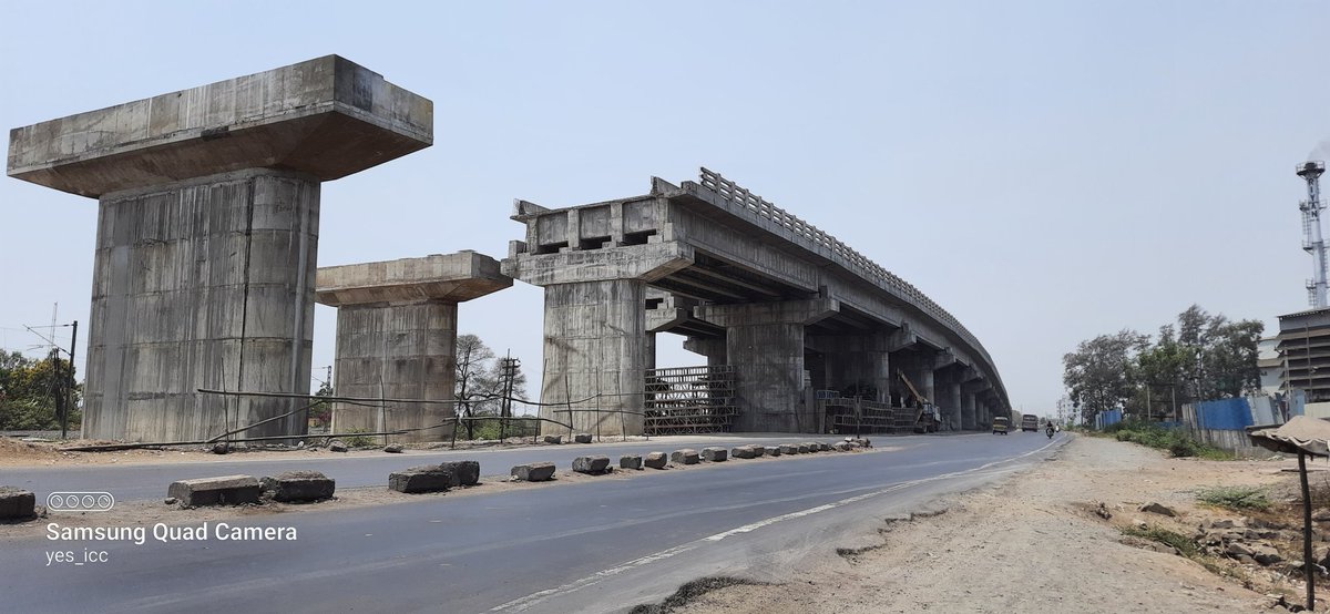DevelopedSurat's tweet photo. Rspctd @drmbct @WesternRly @RailMinIndia @PiyushGoyal @PMOIndia ji
#Railway #Fly_Over_Bridge work @ #NH6 #Dastan_Fatak between #Surat - #Bardoli Road on
#Udhna - #Vyara #RailwayLine
need #Permission for #Further_Work
#District_Surat #yes_icc #Gujarat
Clicked by #FenilThakkar https://t.co/L0lkyOoE2m