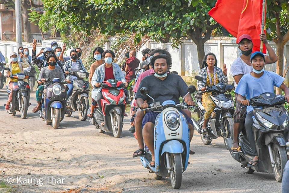 SayaSuper2's tweet photo. Photos from today's April 10 motorcycle Strike against #BurmaCoup in #Monywa , which is still going strong although there was a crackdown before it started. As usual Wai Moe Naing , one of the youths started the #SpringRevolution, 

#WhatsHappeningInMyanmar https://t.co/qoqXbqdjT9