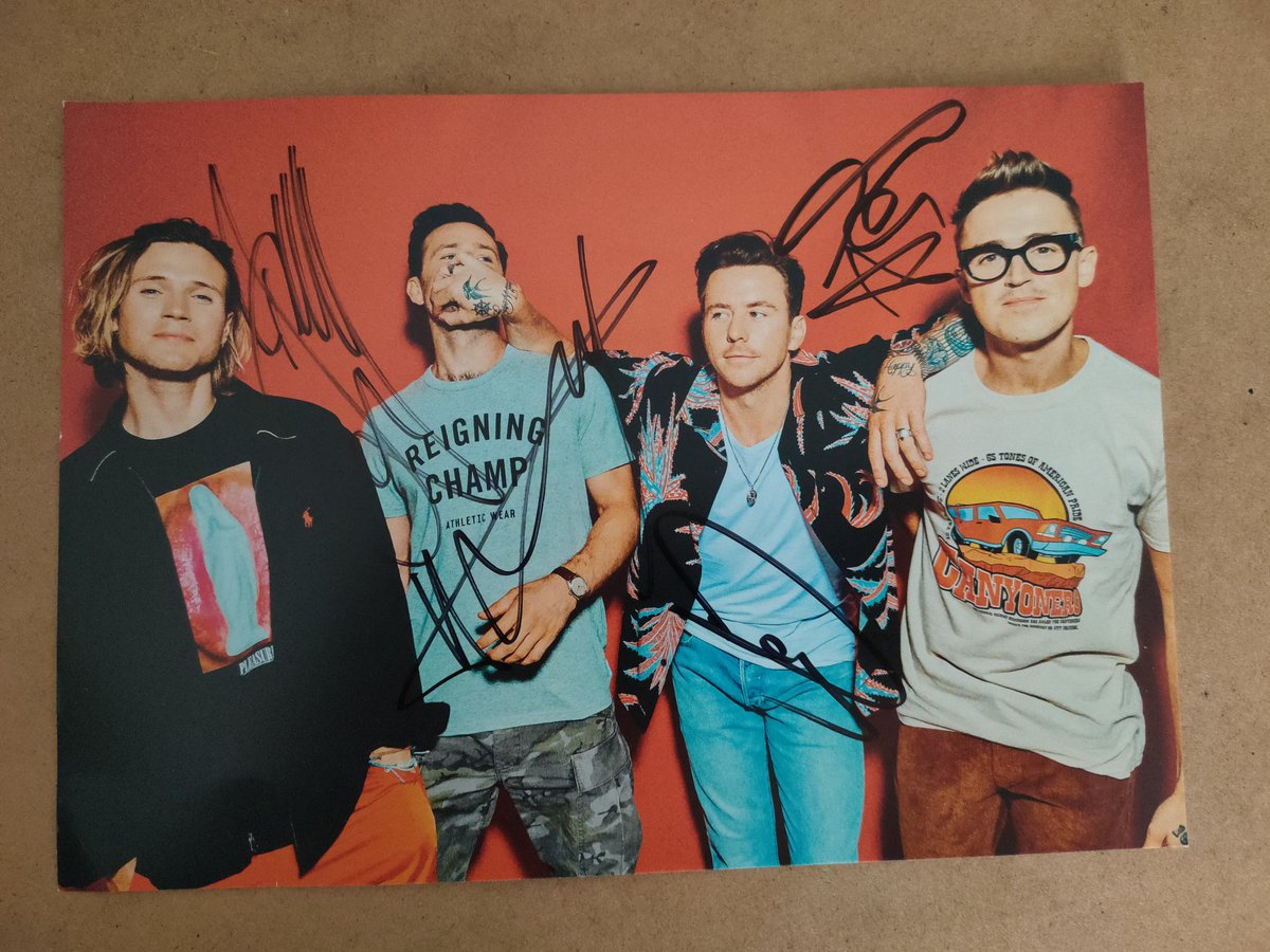 Today I received this photo signed by the brilliant lads of @mcflymusic I have loved McFly for years and it's nice to see the boys back. The photo comes free when you purchase the CD on their website. Happy to add this to my collection!