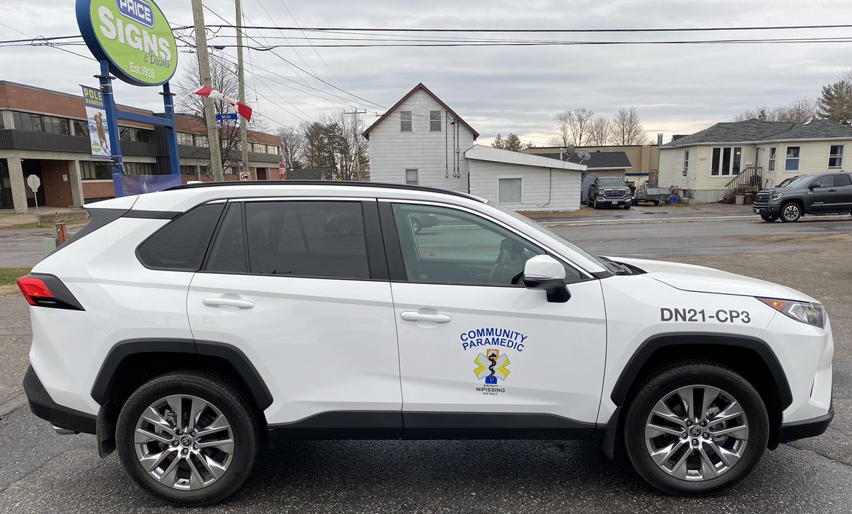 Stephenkirk911's tweet photo. @nipissingmedics new Community Paramedicine ride!  If you see them out serving the community give them wave 👋🏼 #vaccines #COVID19 #communityparamedics #Paramedic #BeSafe https://t.co/t900ADJ4z9