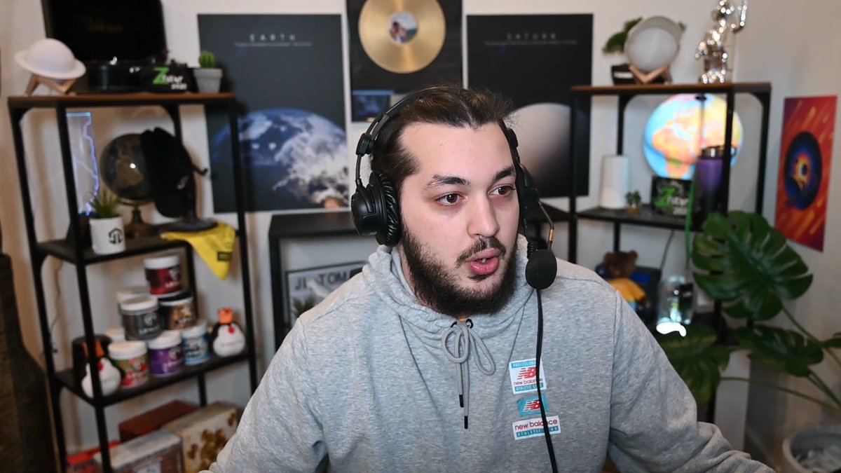 JLTomyLive's tweet photo. 🔽 Thread : Résumé live du Vendredi 9 Avril 2021 🔽

• Just Chatting 

• Grand Theft Auto V

• Just Chatting 

• Police Simulator: Patrol Duty

• Just Chatting

@JLTomy | Par @Elies13700 https://t.co/7THY3GySPK