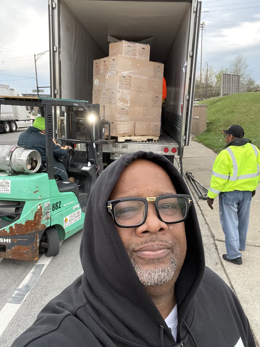 Corey Brooks “RoofTopPastor” tweet media