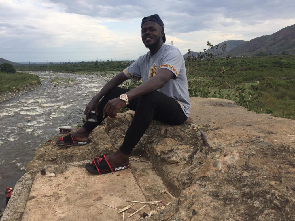 dariustvlive's tweet photo. Heading to the Rwenzori s of Uganda this weekend? Everything is so rewarding.
#goldenviews #dariustvlive #dariustours https://t.co/4aHOYln9rF