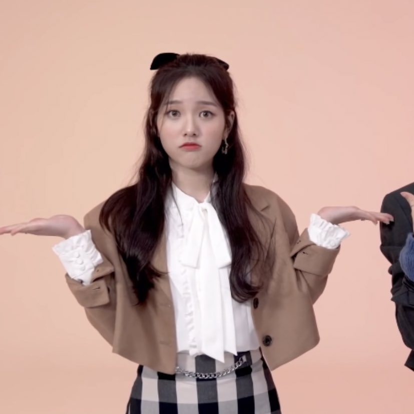 soojinelee's tweet photo. ring ring! someone called me and here i am! hello..? are you perhaps the one who called me? :O long time no see, soojintuals. <3 https://t.co/kifD3IWBnA