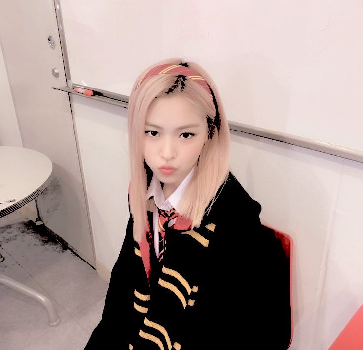 hi this is alea yennata with 류진
Ryujin (류진) as face claim

 friends and mutual? rt/like

#roleplayer #roleplayerindonesia #roleplayerkpop #roleplayeraccount