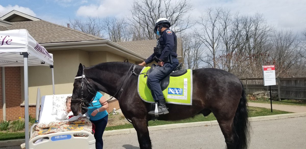Ralphie9's tweet image. Big shout out to the @HamiltonPolice from my good buddy James Dean. He wanted to thank you for taking the time to bring a few horses to see his mom who is in hospice. She couldnt have been happier, really made her day