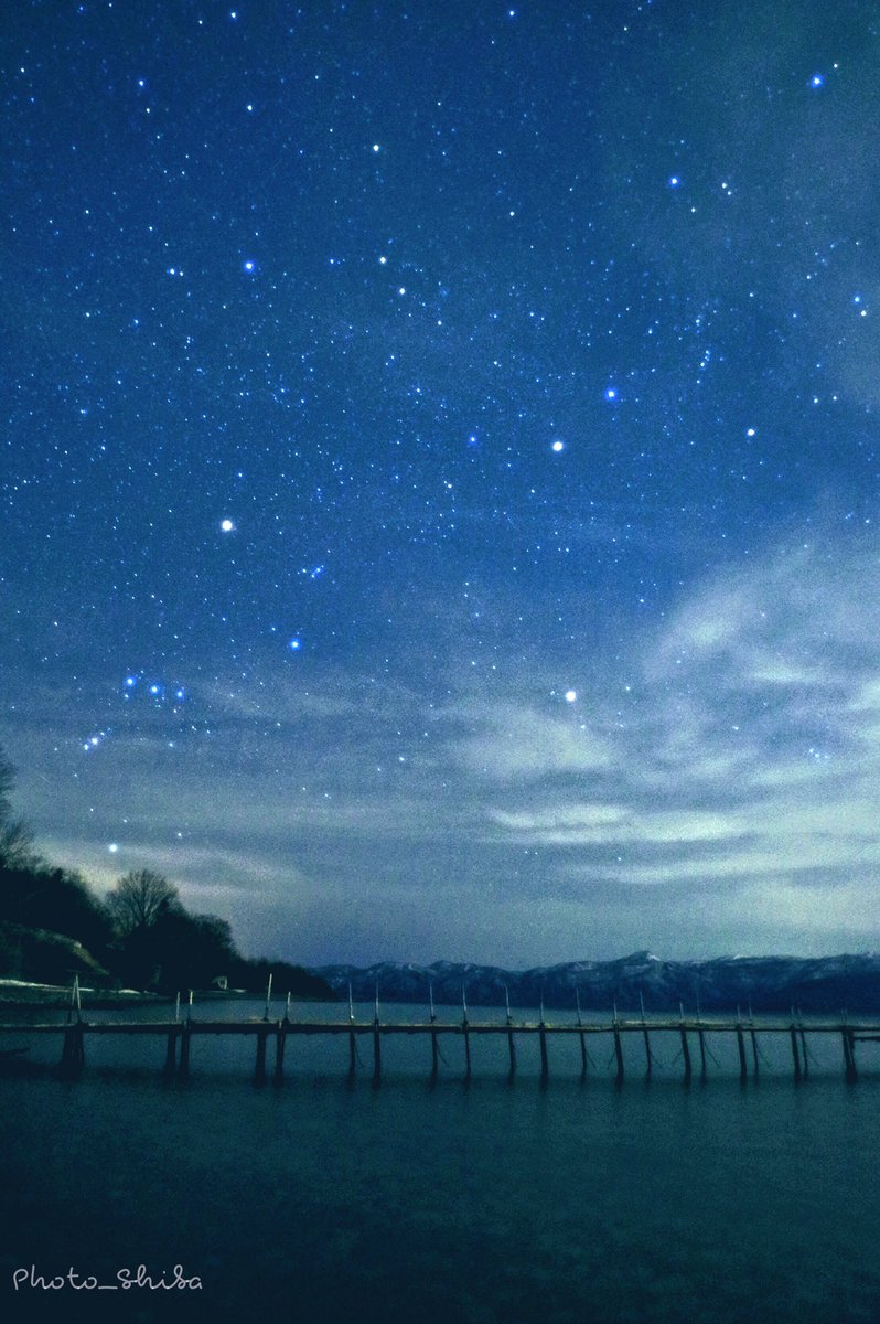 Shiba 湖上のオリオン座に 春の北斗七星 あなたを探している おつかれさま 星空ノート 星空のピース ファインダー越しの私の世界 オリオン座 北斗七星 イマソラ
