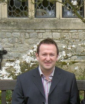 MarkLaneTV's tweet photo. @DHorizons Me now and 10 years ago @MarkLaneTV 
Celebrating 10 years of Disability Horizons. 
#10yrsofDisabilityHorizons #disability https://t.co/0FWeDr0ehj