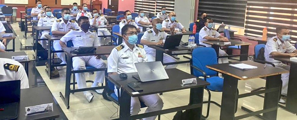 KD SULTAN IDRIS I tweet media