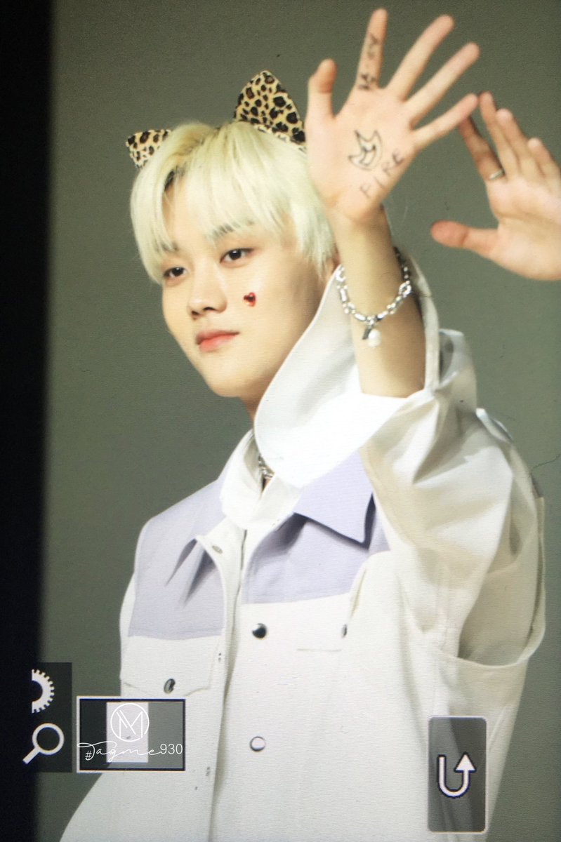 CiipherTurkey's tweet photo. [210410] Bugünkü imza gününden preview fotoğraflar #Tag 📸 

#Ciipher #싸이퍼 #안꿀려 #ILikeYou #Ciipher2021 @RAIN_Ciipher https://t.co/iSWqgfw0i8