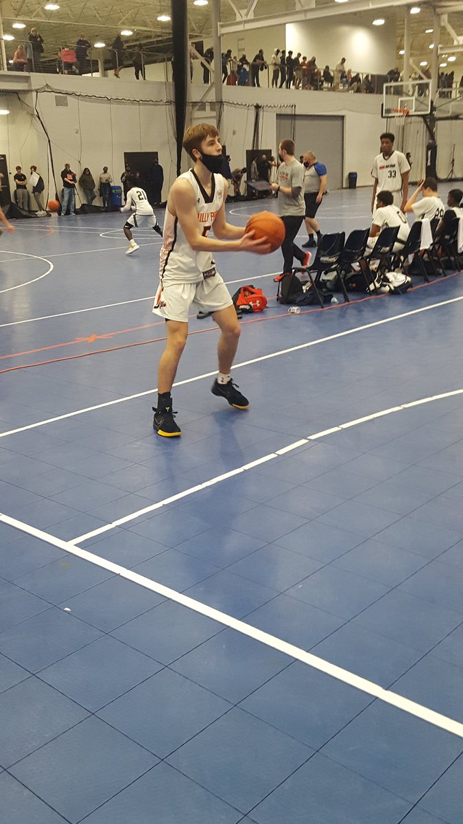 Philly Pride Gold tweet media