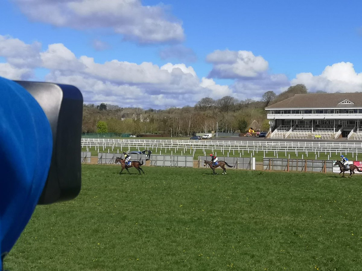 test Twitter Media - Great to be back on the @corkwaterp2p circuit today - hosted by @corkracecourse  #p2p @irishp2p https://t.co/ODoZe7Afmu