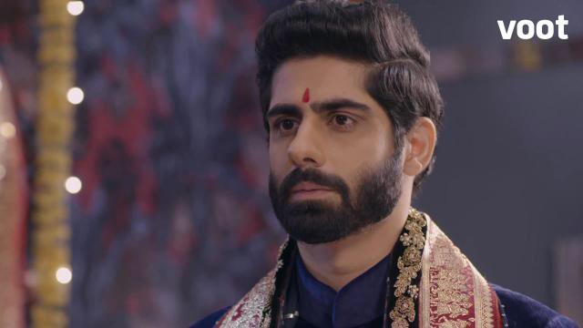 post shaadi, ugh that hair and beard was perfectly trimmed  #RrahulSudhir