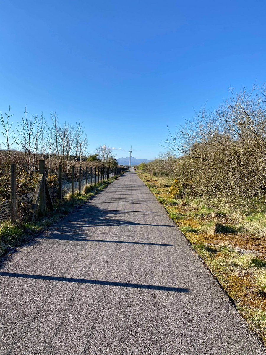 NicolaJackson13's tweet photo. @JackieSmith_nmc @KathEvans2 @NorthwayRuth @CalvinMoorley @researchPhil @AgencyNurse @helly3293 @NRCUK @shiv_smith @hepworth_becky I’ve had the most amazing morning run/walking with four of my running friends. First time we have seen each other since the 17 December 💙#NeverShutUp #LotsOfTalking #GoodForTheSoul #NHS1000miles https://t.co/aCQ3aNqSPl